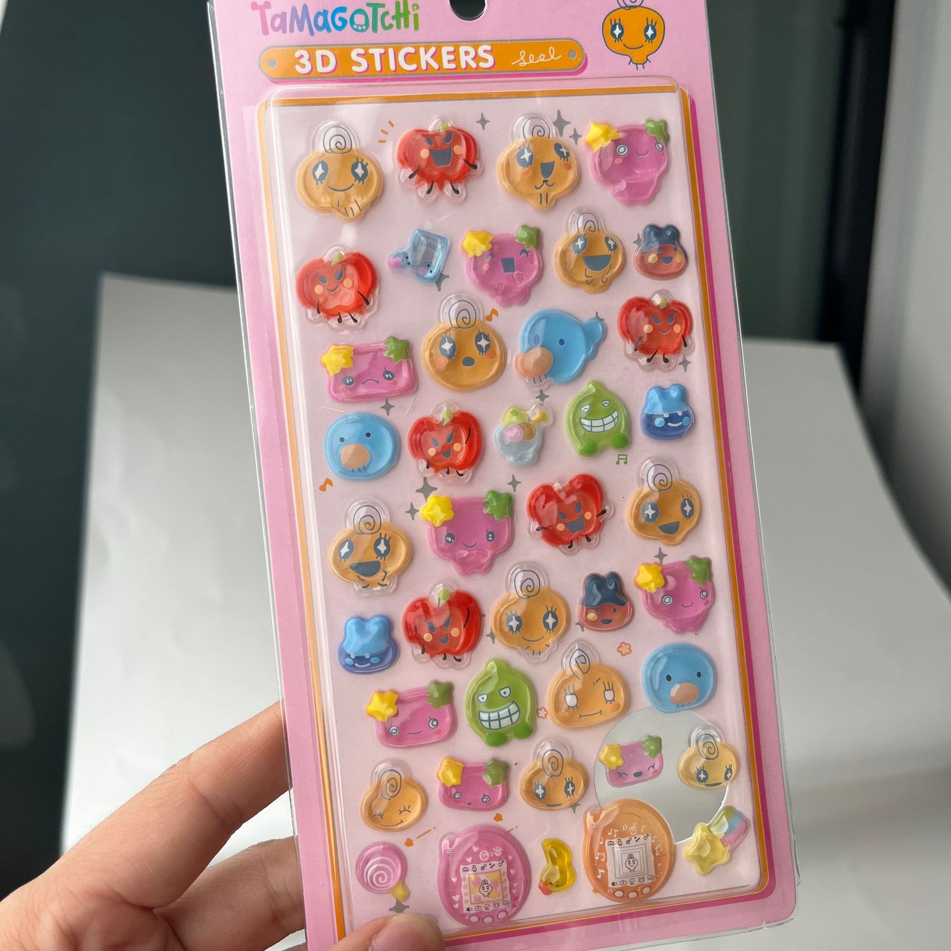 かわいいたまごっち 3D ふわふわステッカーレトロデジタルペ - Laptop Accessories Toy のレビューと価格